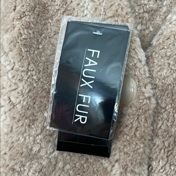 Elegant Tan Teddy Jacket for Women - Picture 3 of 5